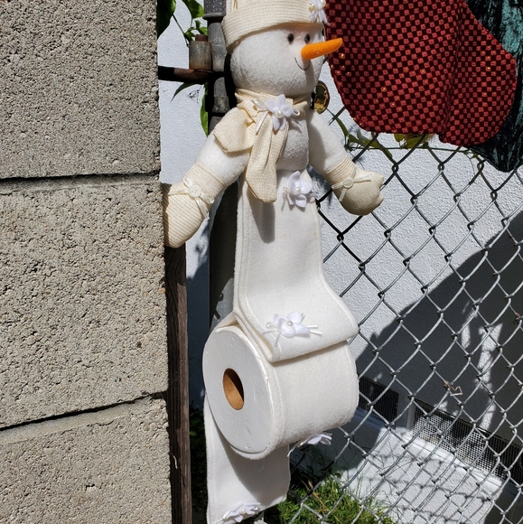 Christmas Snowman toilet paper roll holder - Picture 5 of 5
